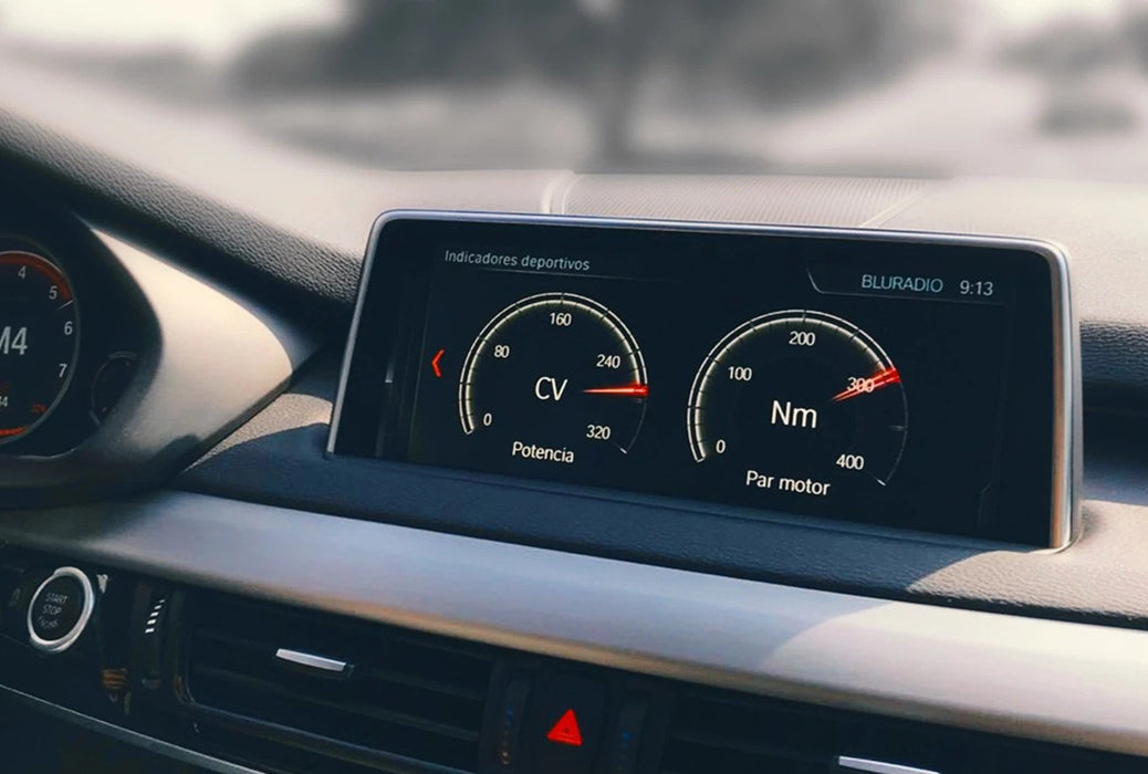 ///M Performance Sport Display